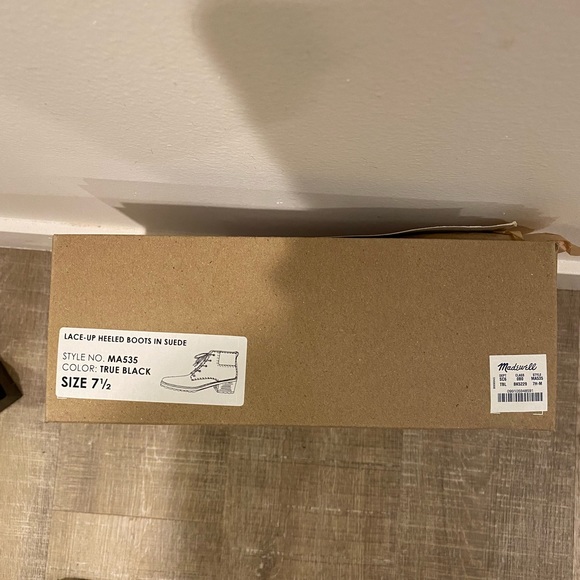 madewell lace up boots in suede - Picture 4 of 4